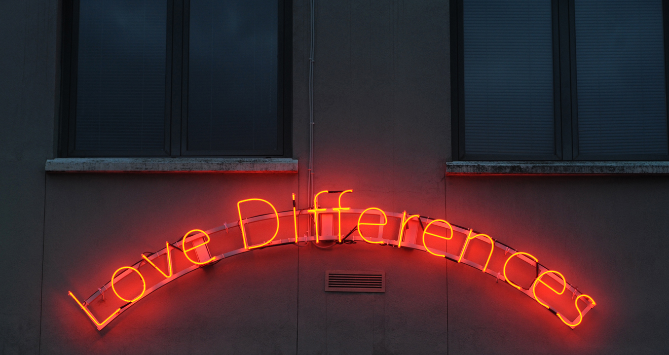 Elica Love(s) Difference!